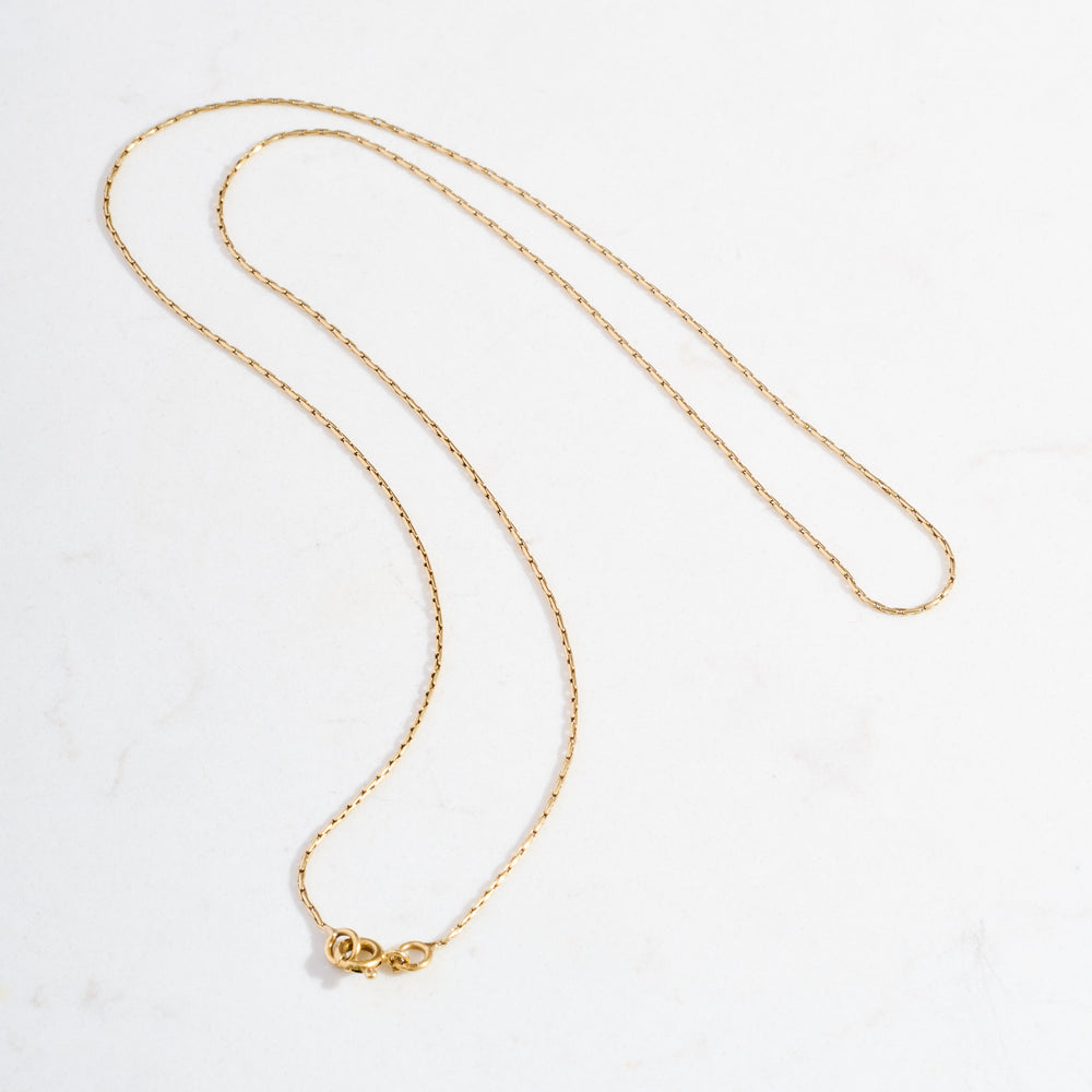 
                      
                        VINTAGE 17" Tiny Biker Chain | 18k Gold
                      
                    