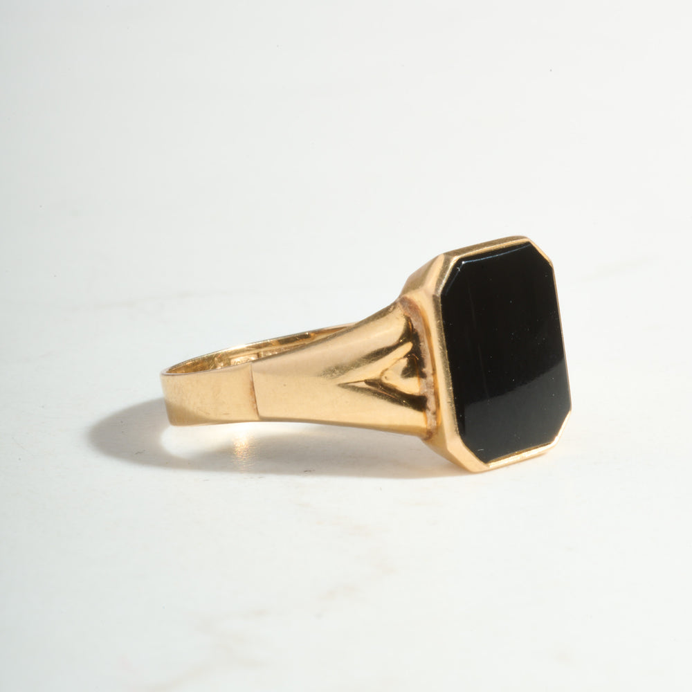 
                      
                        VINTAGE Onyx Signet Ring
                      
                    